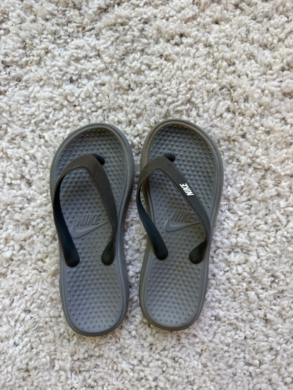 Nike  Gray toddler Flip Flop Sandals